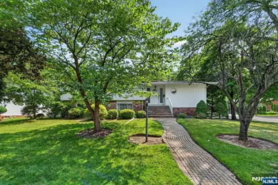 192 Jenkins Drive, Englewood Cliffs, NJ 07632 - Photo 43