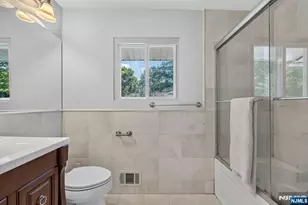 192 Jenkins Dr, Englewood Cliffs, NJ 07632 - Photo 27