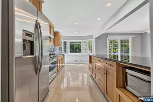 192 Jenkins Dr, Englewood Cliffs, NJ 07632 - Photo 11
