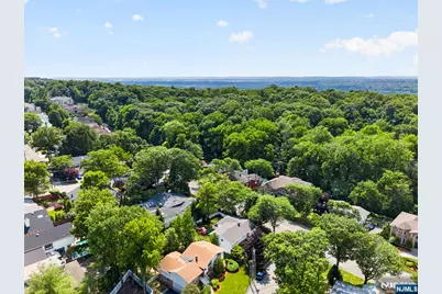 192 Jenkins Drive, Englewood Cliffs, NJ 07632 - Photo 49