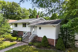 192 Jenkins Dr, Englewood Cliffs, NJ 07632 - Photo 1