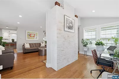 307 Farview Avenue, Paramus, NJ 07652 - Photo 17