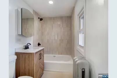 626 Tremont Avenue, Orange, NJ 07050 - Photo 17