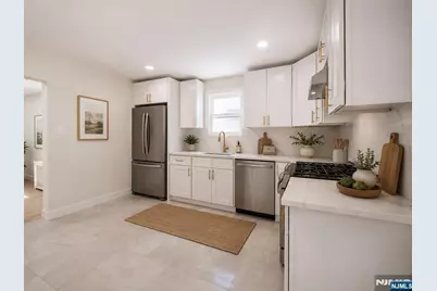 626 Tremont Avenue, Orange, NJ 07050 - Photo 13