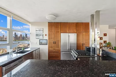 6050 Boulevard East 4C #4C, West New York, NJ 07093 - Photo 15