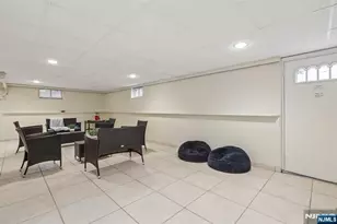 921 Linwood Ave, Ridgewood, NJ 07450 - Photo 33