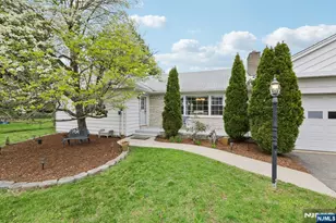 921 Linwood Ave, Ridgewood, NJ 07450 - Photo 3