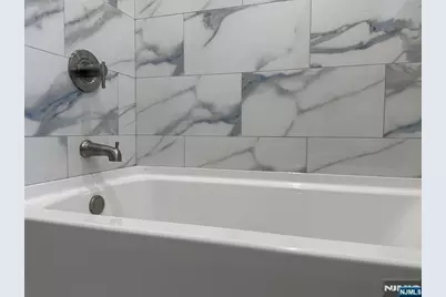 330 Northwood Way #10, Palisades Park, NJ 07650 - Photo 17