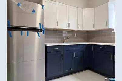330 Northwood Way #10, Palisades Park, NJ 07650 - Photo 5