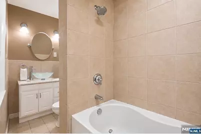 111 Mallory Avenue 2 #2, Jersey City, NJ 07304 - Photo 9