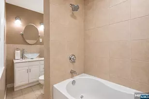 111 Mallory Ave 2, Jersey City, NJ 07304 - Photo 9