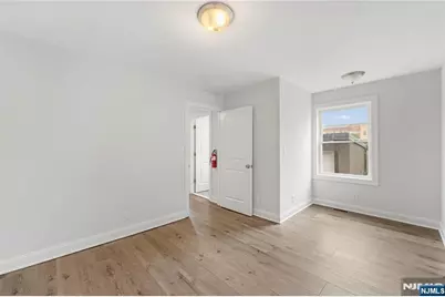 335 Henry Street, Orange, NJ 07050 - Photo 13