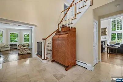 519 E Saddle River Road, Upper Saddle River, NJ 07458 - Photo 9