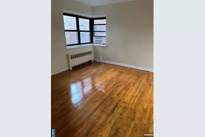 2337 Hudson Terrace C10 #C10, Fort Lee, NJ 07024 - Photo 1