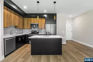 2021 Jones Road 104, Fort Lee, NJ 07024 - Photo 1