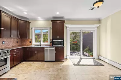 90 Washington Avenue C0090 #C0090, Cliffside Park, NJ 07010 - Photo 11