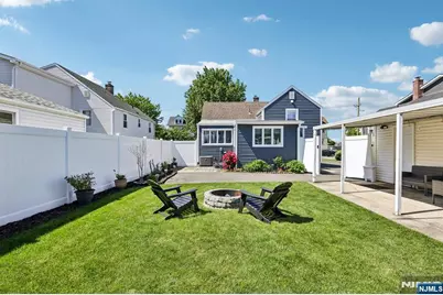 433 Fern Avenue, Lyndhurst Township, NJ 07071 - Photo 25