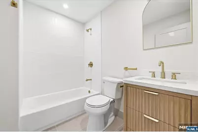 119 Cedar Street C0119 #C0119, Cliffside Park, NJ 07010 - Photo 19