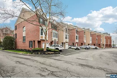 428 Newburgh Court 428 #428, West New York, NJ 07093 - Photo 39