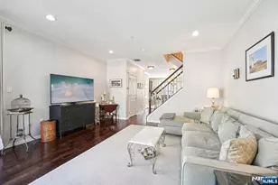 428 Newburgh Ct 428, West New York, NJ 07093 - Photo 1