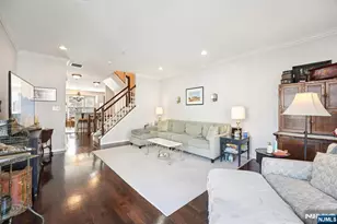 428 Newburgh Ct 428, West New York, NJ 07093 - Photo 5