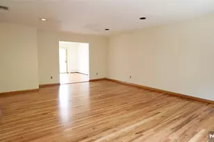 206 New York Ave 2, Fort Lee, NJ 07024 - Photo 5