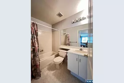 1029 Castle Road, Mahwah, NJ 07430 - Photo 9