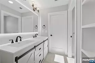 9 Cole St, Bergenfield, NJ 07621 - Photo 27