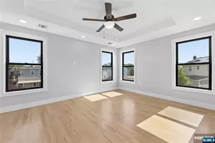 9 Cole St, Bergenfield, NJ 07621 - Photo 33