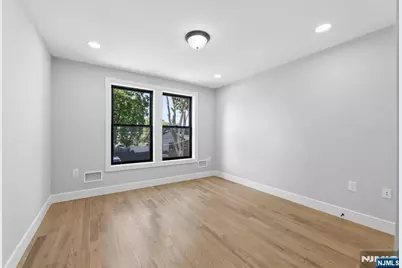 9 Cole Street, Bergenfield, NJ 07621 - Photo 41