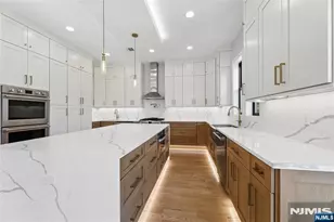 9 Cole St, Bergenfield, NJ 07621 - Photo 9