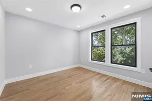 9 Cole St, Bergenfield, NJ 07621 - Photo 25