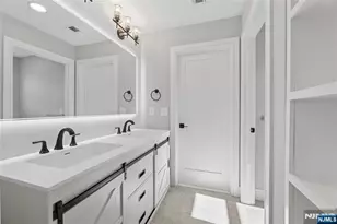 9 Cole St, Bergenfield, NJ 07621 - Photo 27