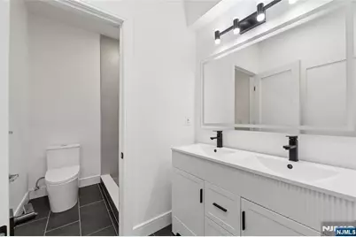 9 Cole Street, Bergenfield, NJ 07621 - Photo 19