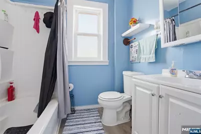 139 Melrose Avenue, Irvington, NJ 07111 - Photo 11