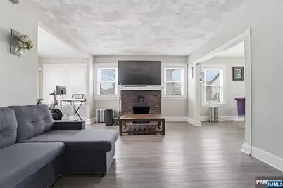 139 Melrose Avenue, Irvington, NJ 07111 - Photo 7