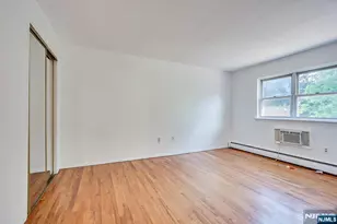 55 Gills Ln 28, Woodbridge Township, NJ 08830 - Photo 17