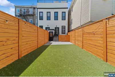 234 Webster Avenue 1L #1L, Jersey City, NJ 07307 - Photo 5