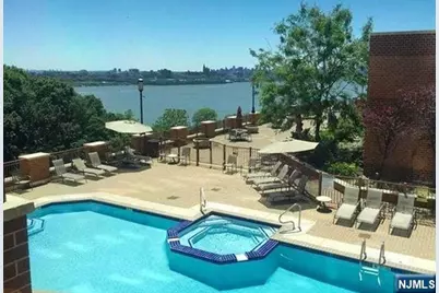 100 Old Palisade Road 1613 #1613, Fort Lee, NJ 07024 - Photo 27