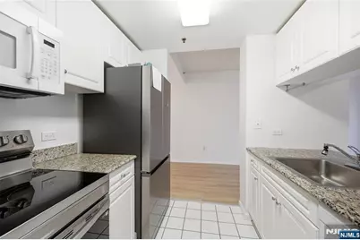100 Old Palisade Road 1613 #1613, Fort Lee, NJ 07024 - Photo 21