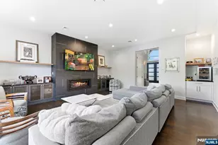 29 Roslyn Ave, Englewood Cliffs, NJ 07632 - Photo 19