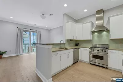 2307 The Plaza None #none, Tenafly, NJ 07670 - Photo 11