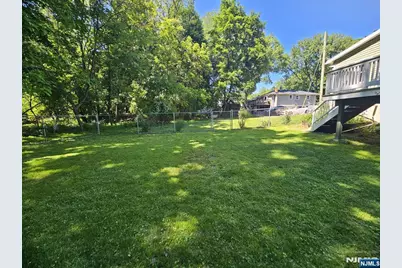 116 Railroad Avenue, Mahwah, NJ 07430 - Photo 5