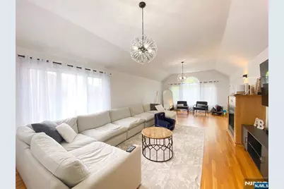 118B Temple Terrace, Palisades Park, NJ 07650 - Photo 3
