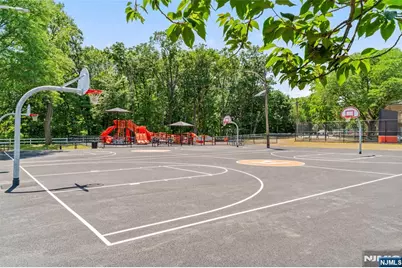 2330 5th Street 8 #8, Fort Lee, NJ 07024 - Photo 31