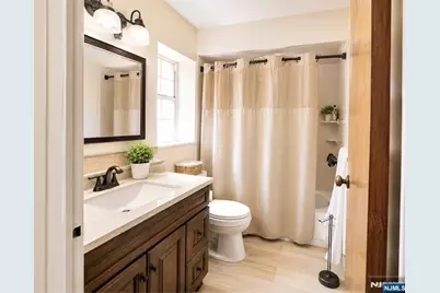 550 Fairview 318 #318, Westwood, NJ 07675 - Photo 7
