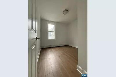 15 Church Street, Lodi, NJ 07644 - Photo 9
