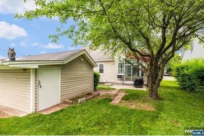849 Wyoming Avenue, Maywood, NJ 07607 - Photo 23