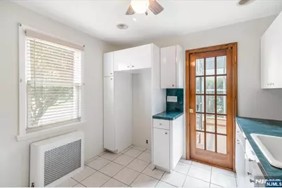 849 Wyoming Avenue, Maywood, NJ 07607 - Photo 7