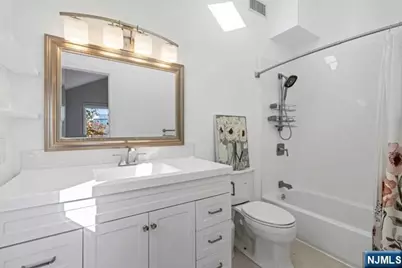 2480 6th Street A #A, Fort Lee, NJ 07024 - Photo 13